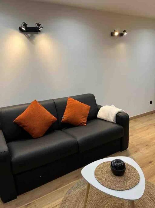 גאנס Escale Studio 21M Aeroport Cdg Parc Expo Asterix מראה חיצוני תמונה